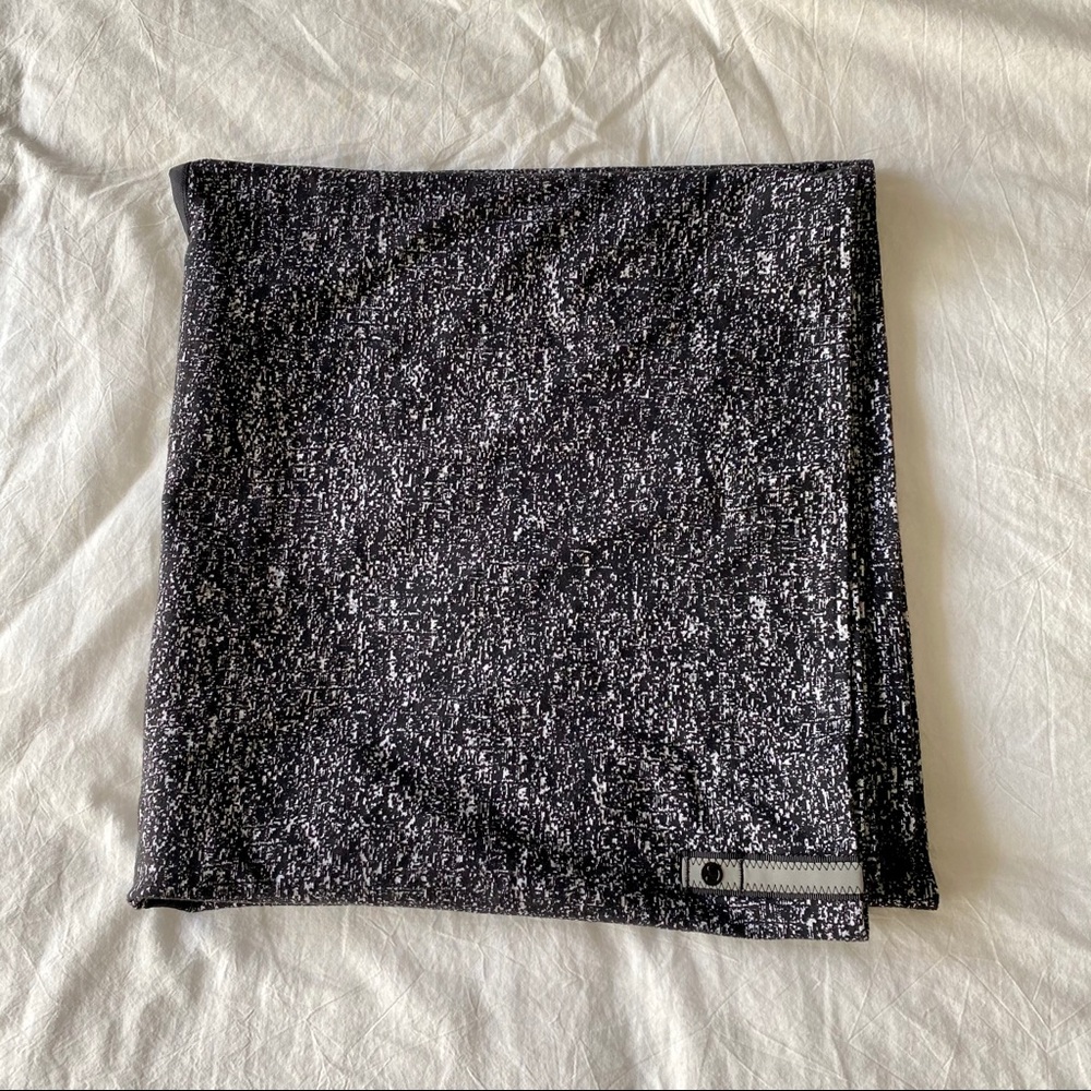 Lululemon Vinyasa Scarf
